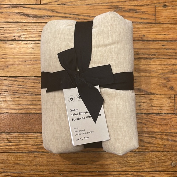 West Elm Other - Set of 2 NEW West Elm King Size classic cotton velvet tack stitch Pillow Shams